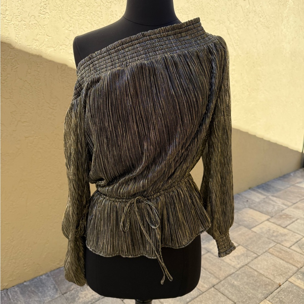 White House Black Market Gold Metallic Boho Off Shoulder Top Blouse Sz M $100